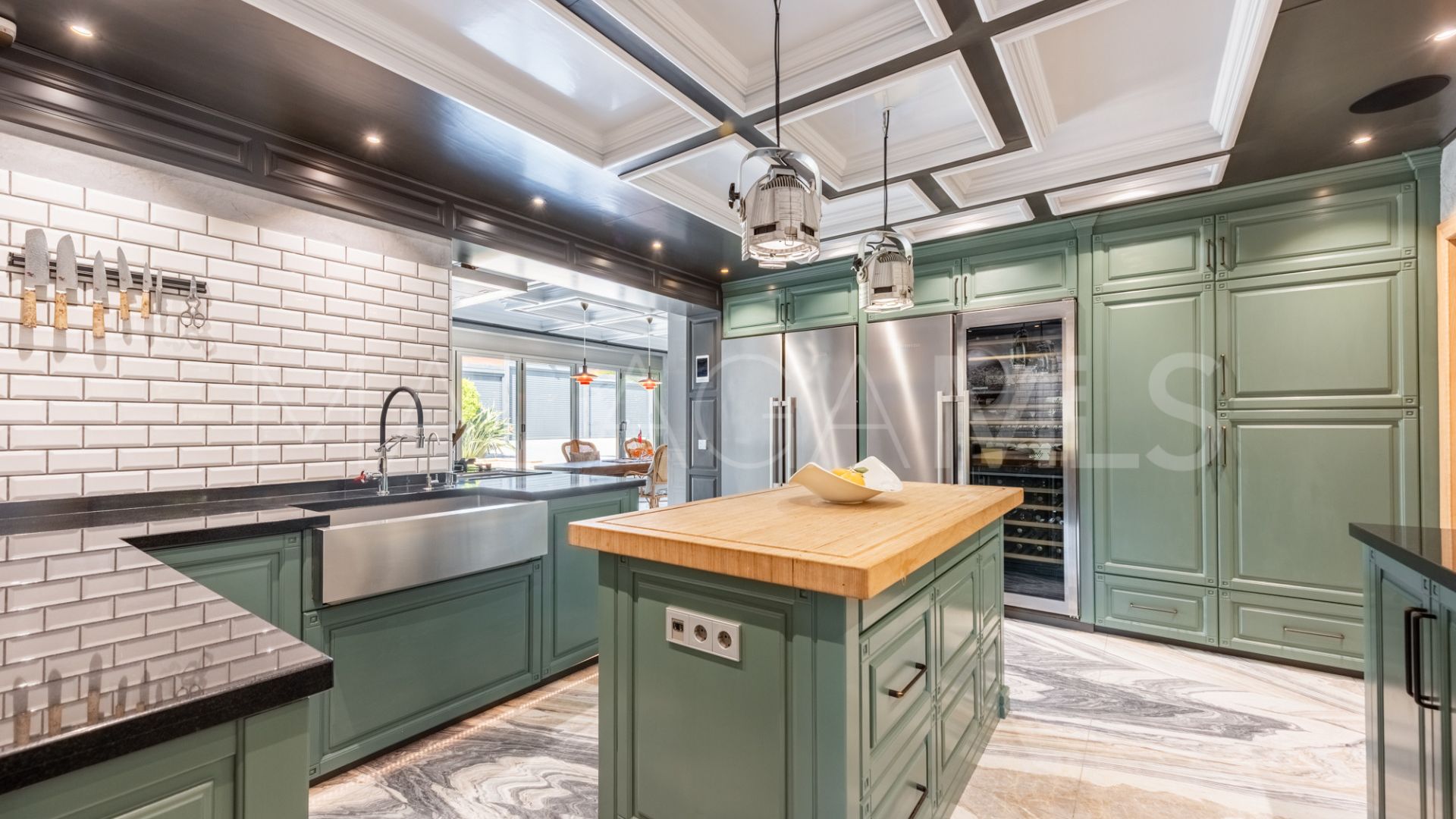 Buy villa in Linda Vista Baja de 4 bedrooms