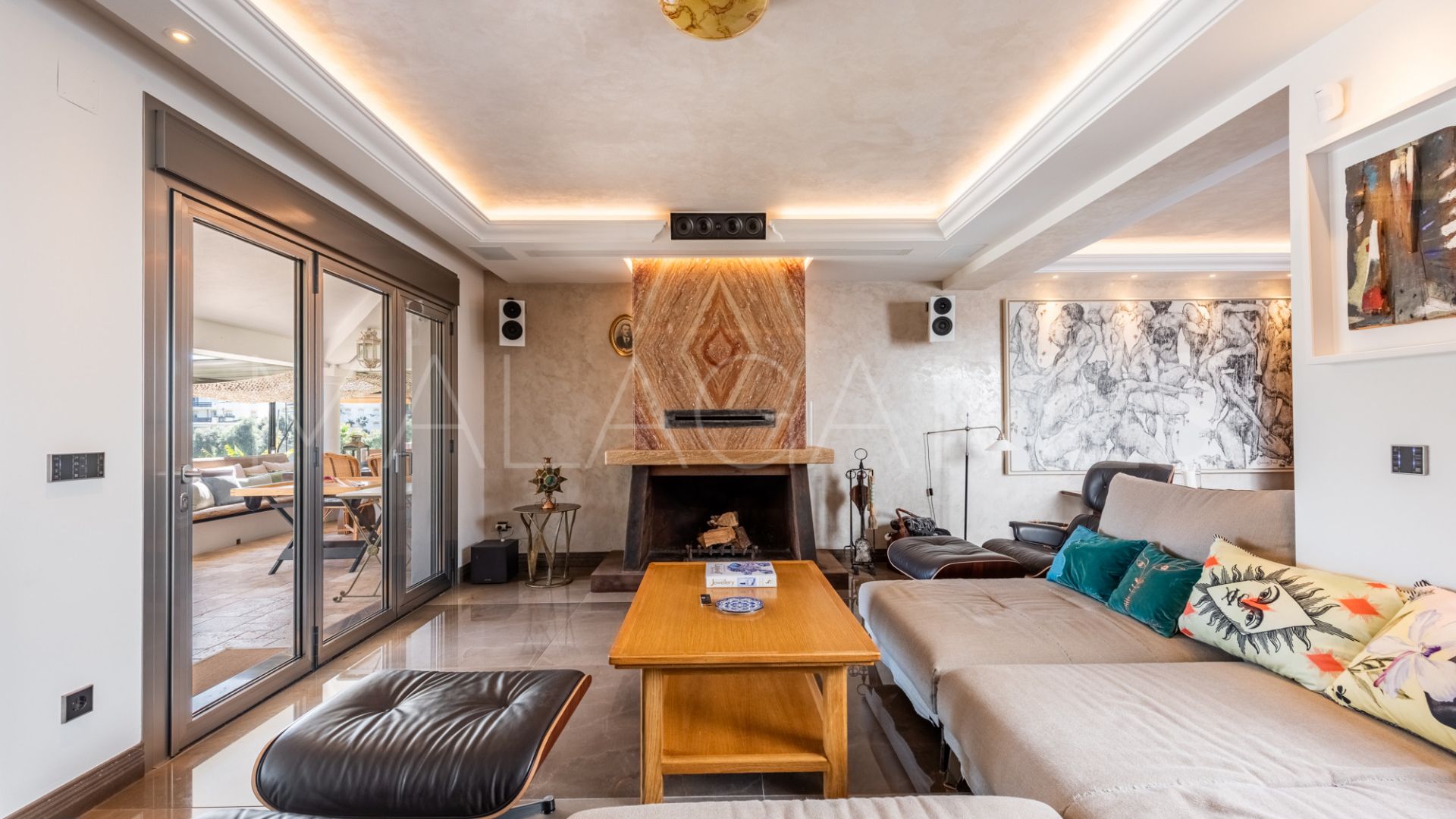 Buy villa in Linda Vista Baja de 4 bedrooms