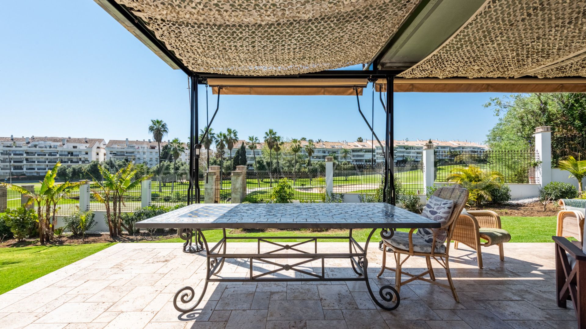 Buy villa in Linda Vista Baja de 4 bedrooms