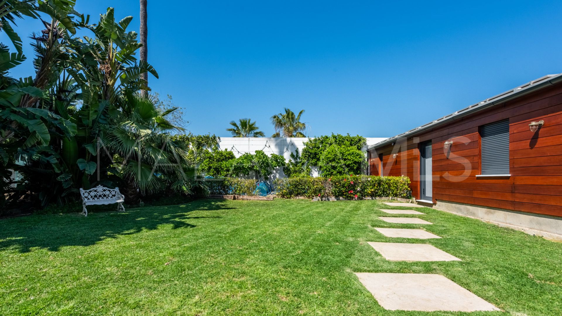 Buy villa in Linda Vista Baja de 4 bedrooms