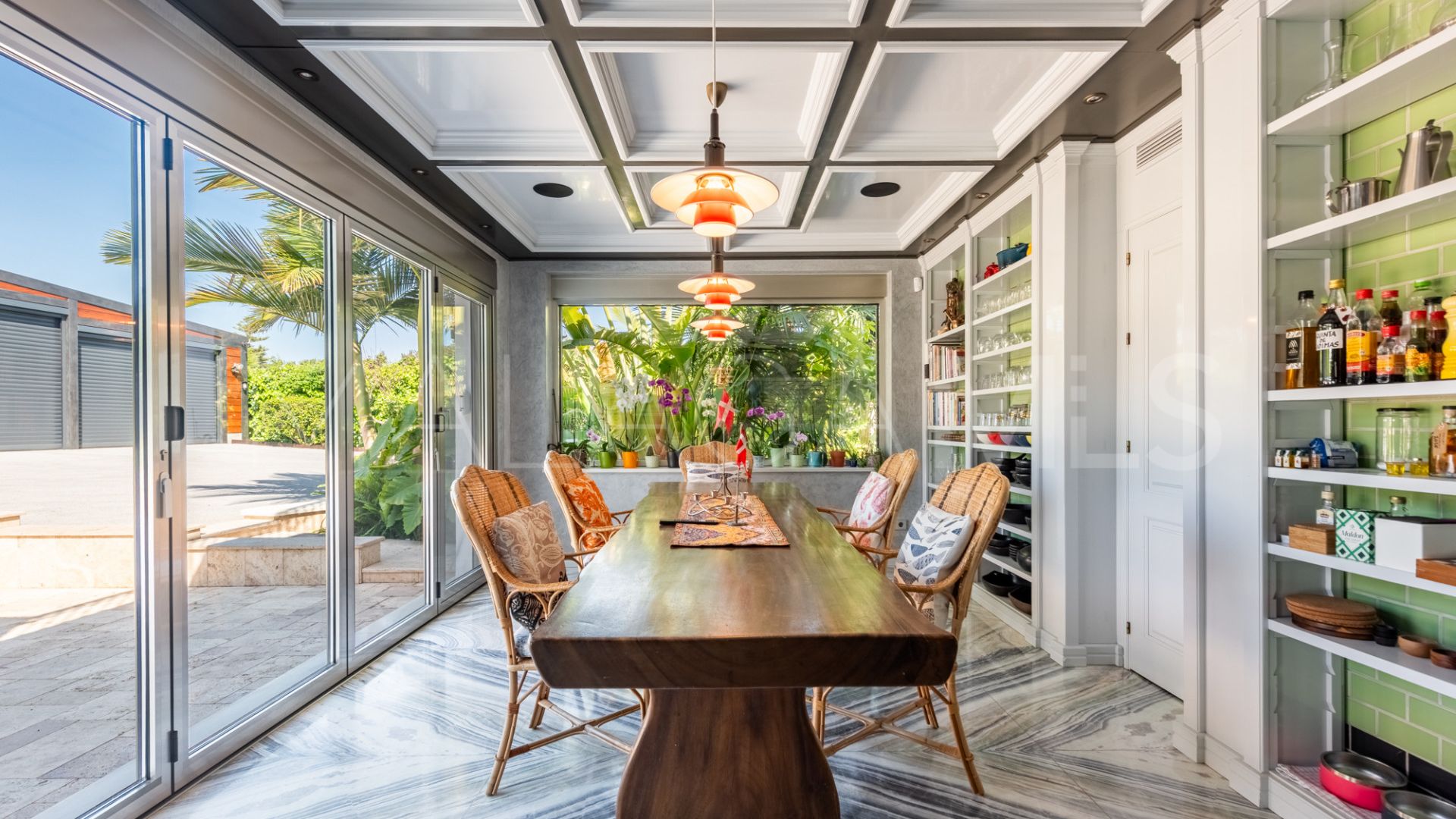 Buy villa in Linda Vista Baja de 4 bedrooms