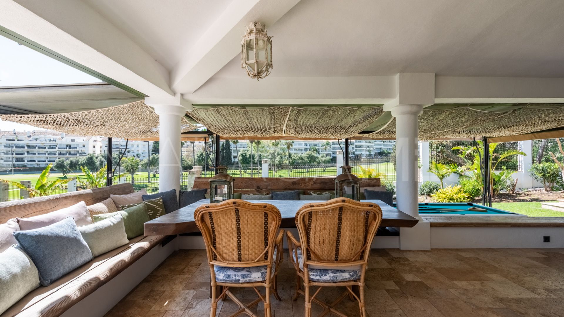 Buy villa in Linda Vista Baja de 4 bedrooms