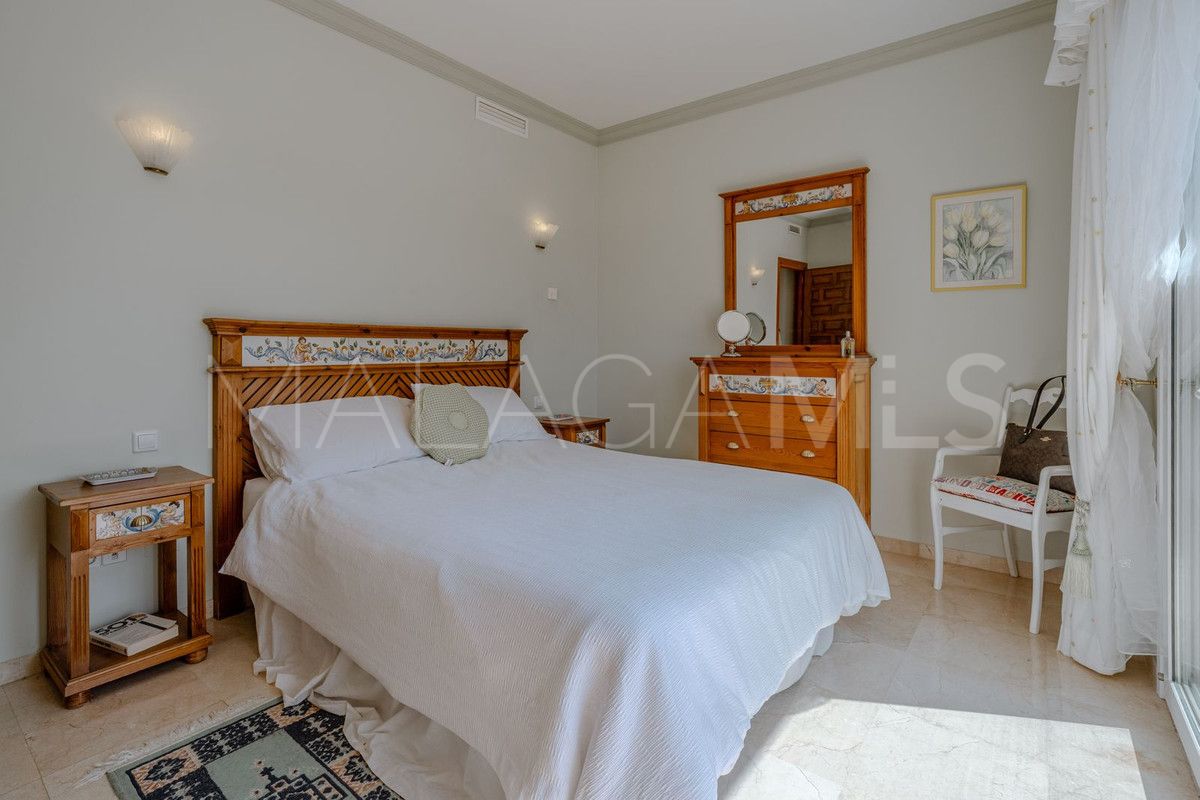 Villa for sale in El Paraiso