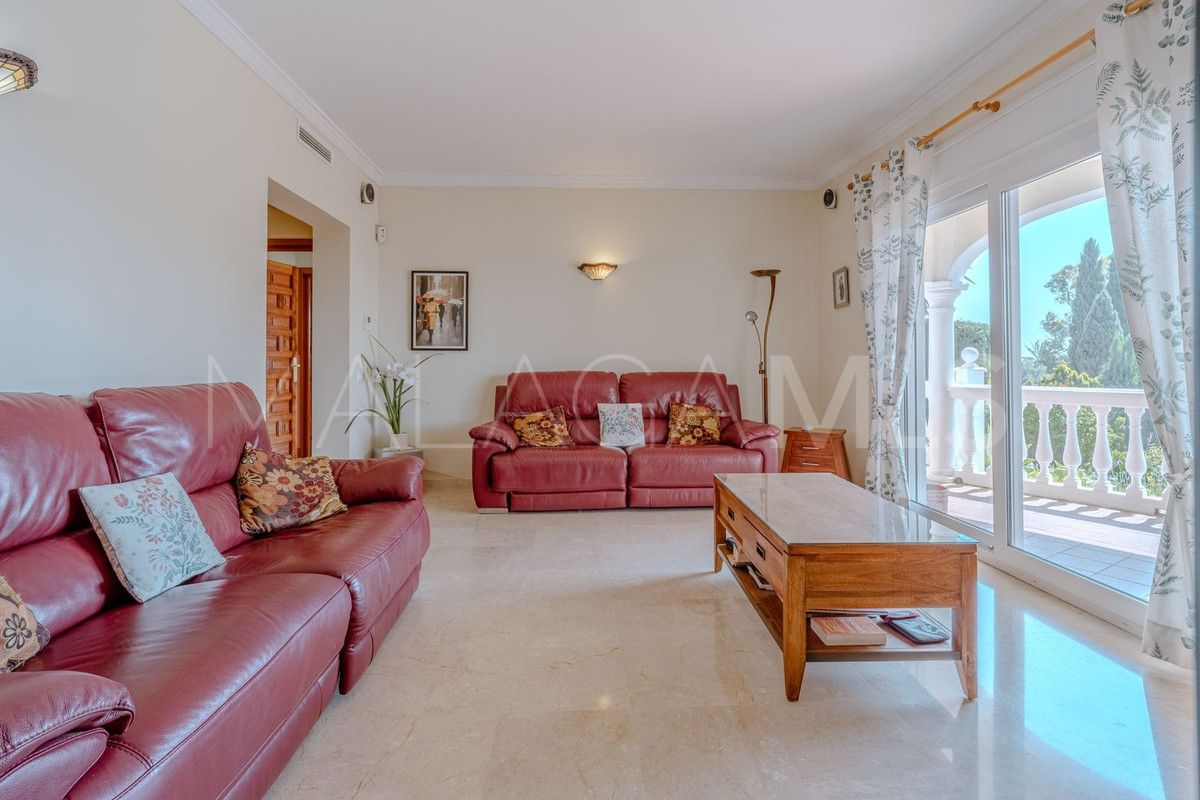 Villa for sale in El Paraiso