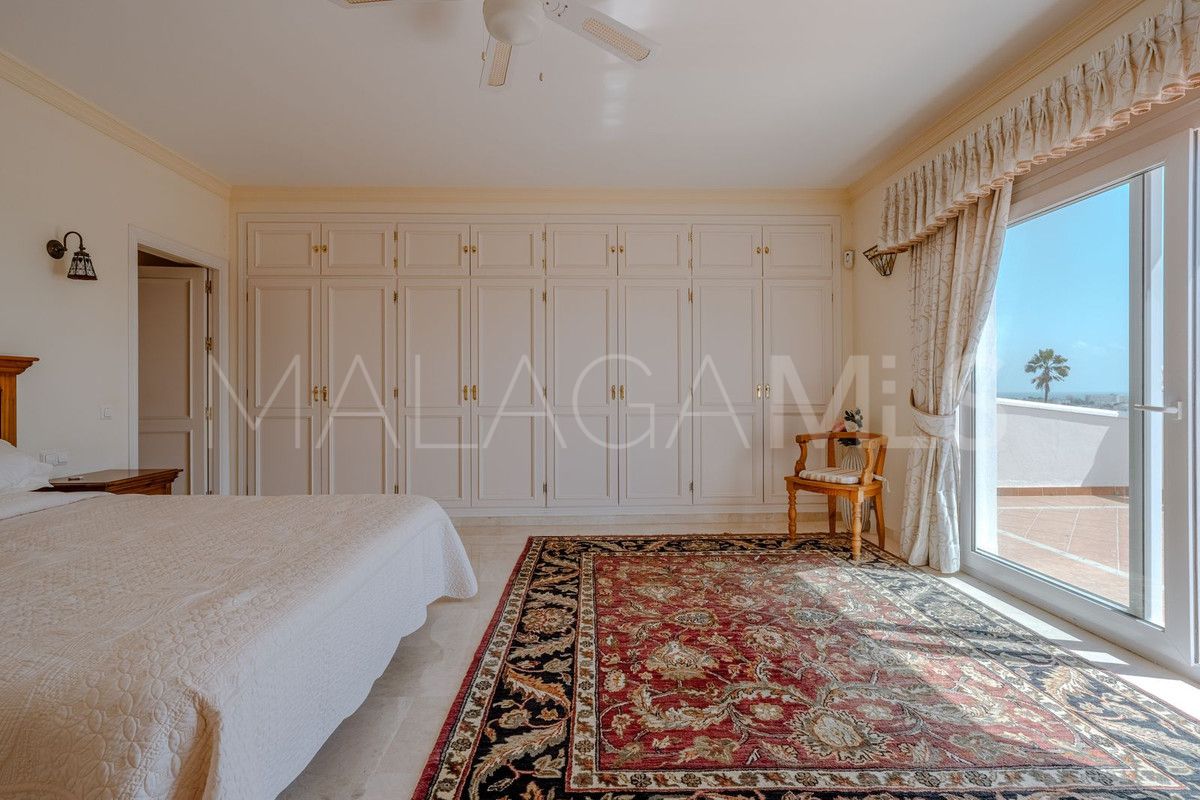 Villa for sale in El Paraiso