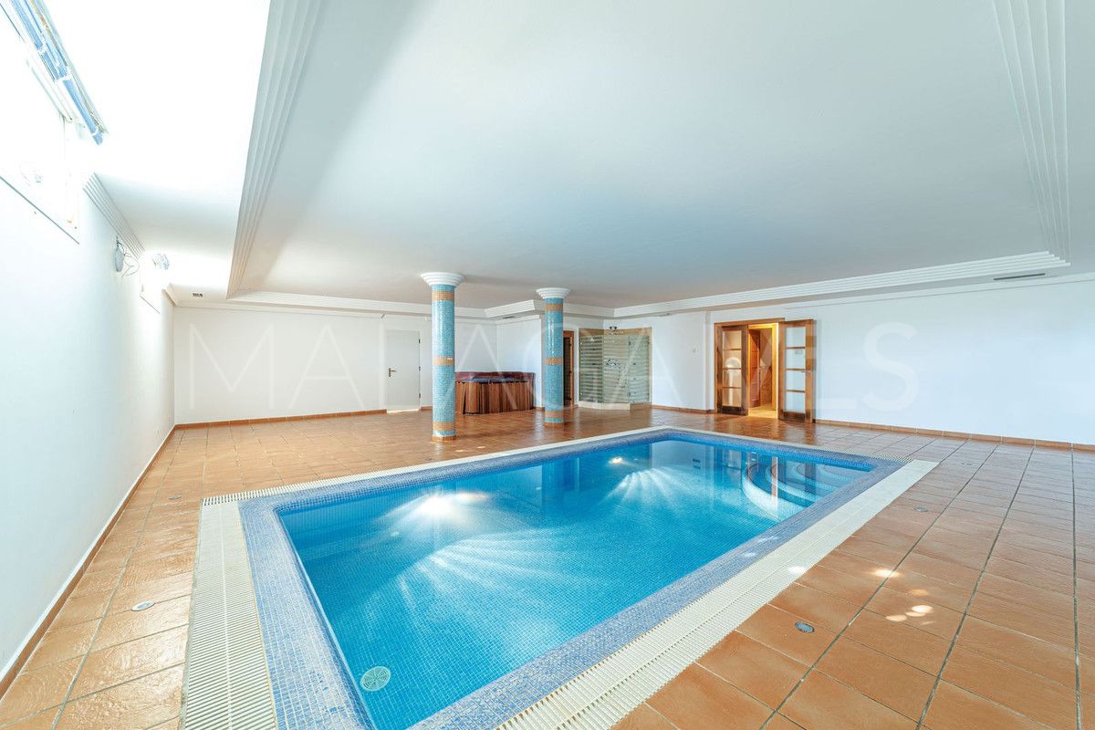 Villa for sale in Marbella City