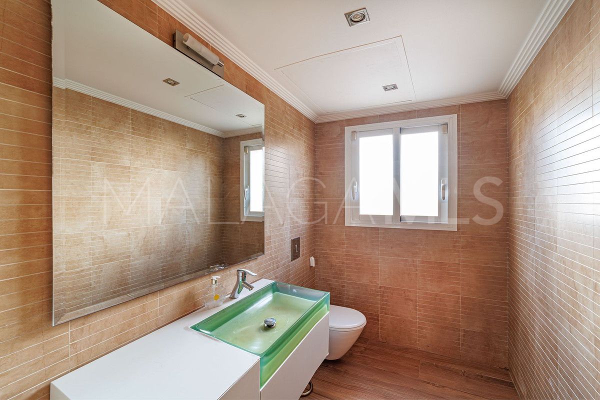 Villa for sale in Marbella City