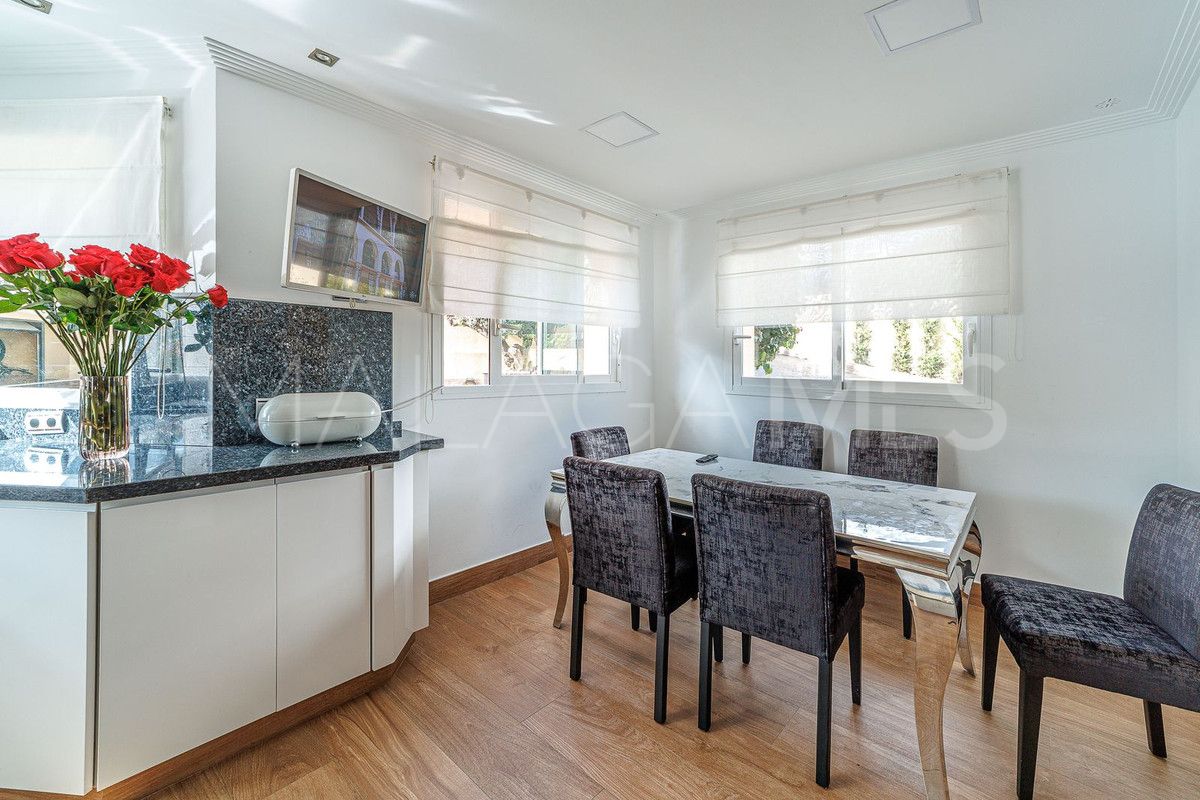 Villa for sale in Marbella City