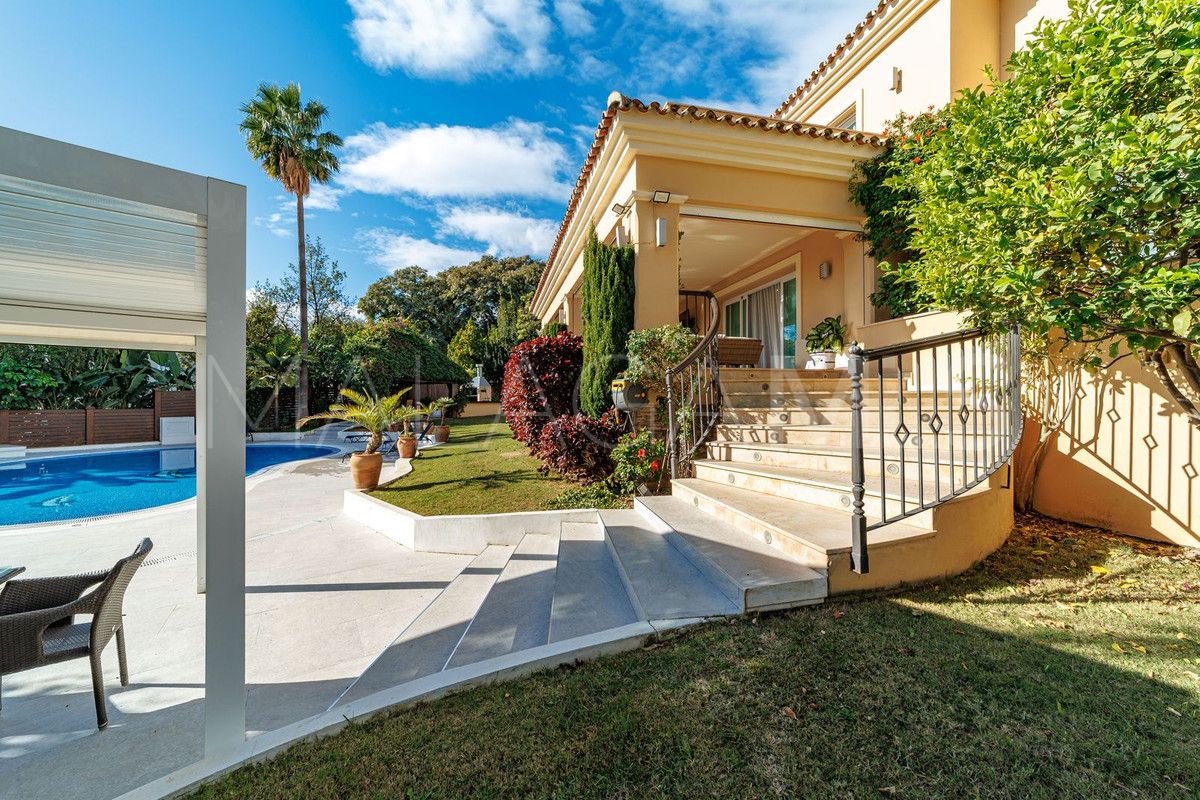 Villa for sale in Marbella City