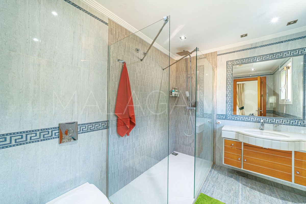 Villa for sale in Marbella City