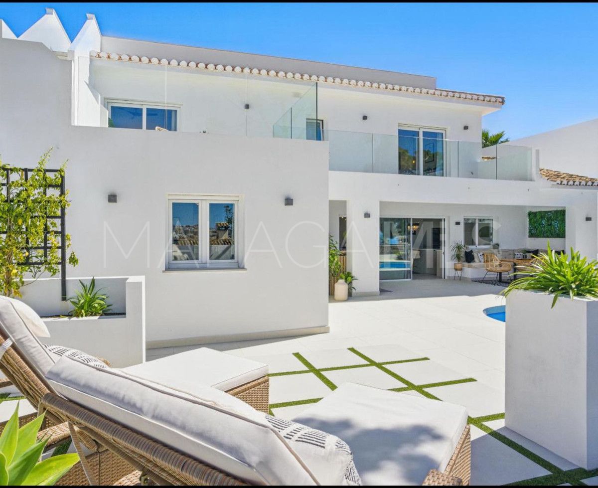 Se vende villa de 4 bedrooms in Cala de Mijas