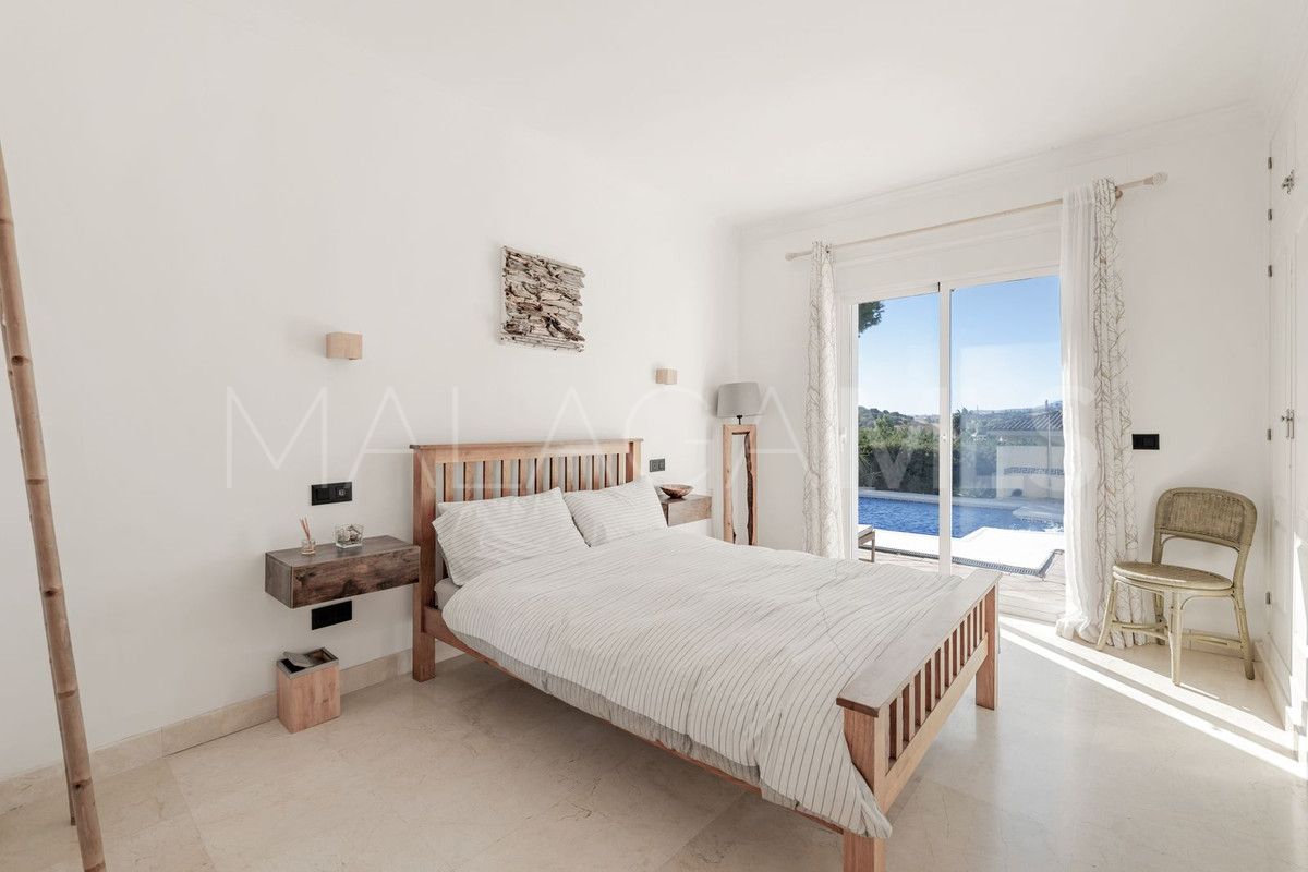 Villa for sale in El Paraiso