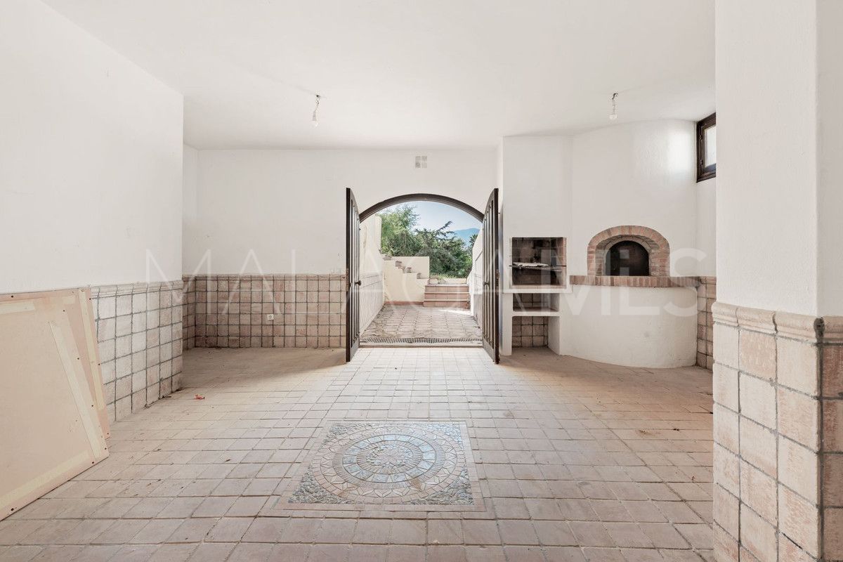 Villa for sale in El Paraiso