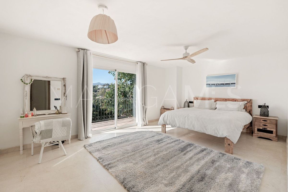 Villa for sale in El Paraiso