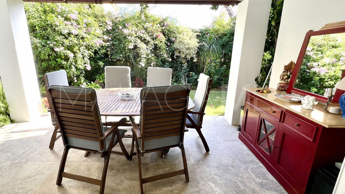 Villa for sale in Marbesa