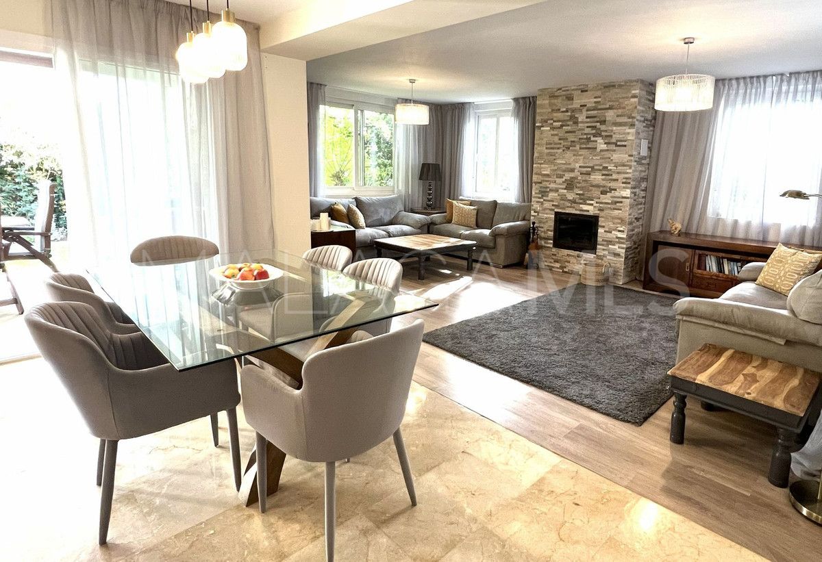 Villa for sale in Marbesa