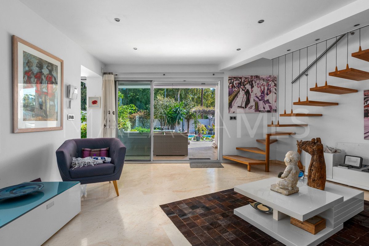 5 bedrooms San Pedro de Alcantara villa for sale