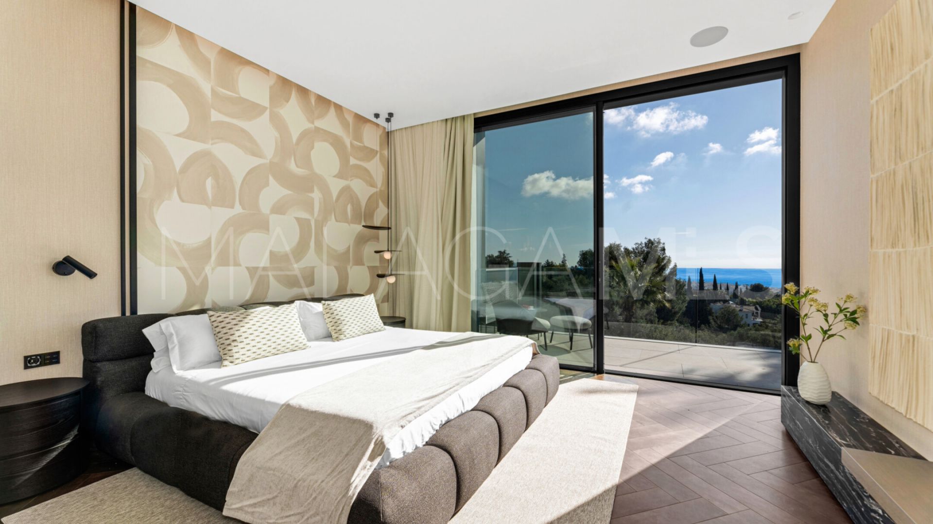 Villa for sale in Cascada de Camojan