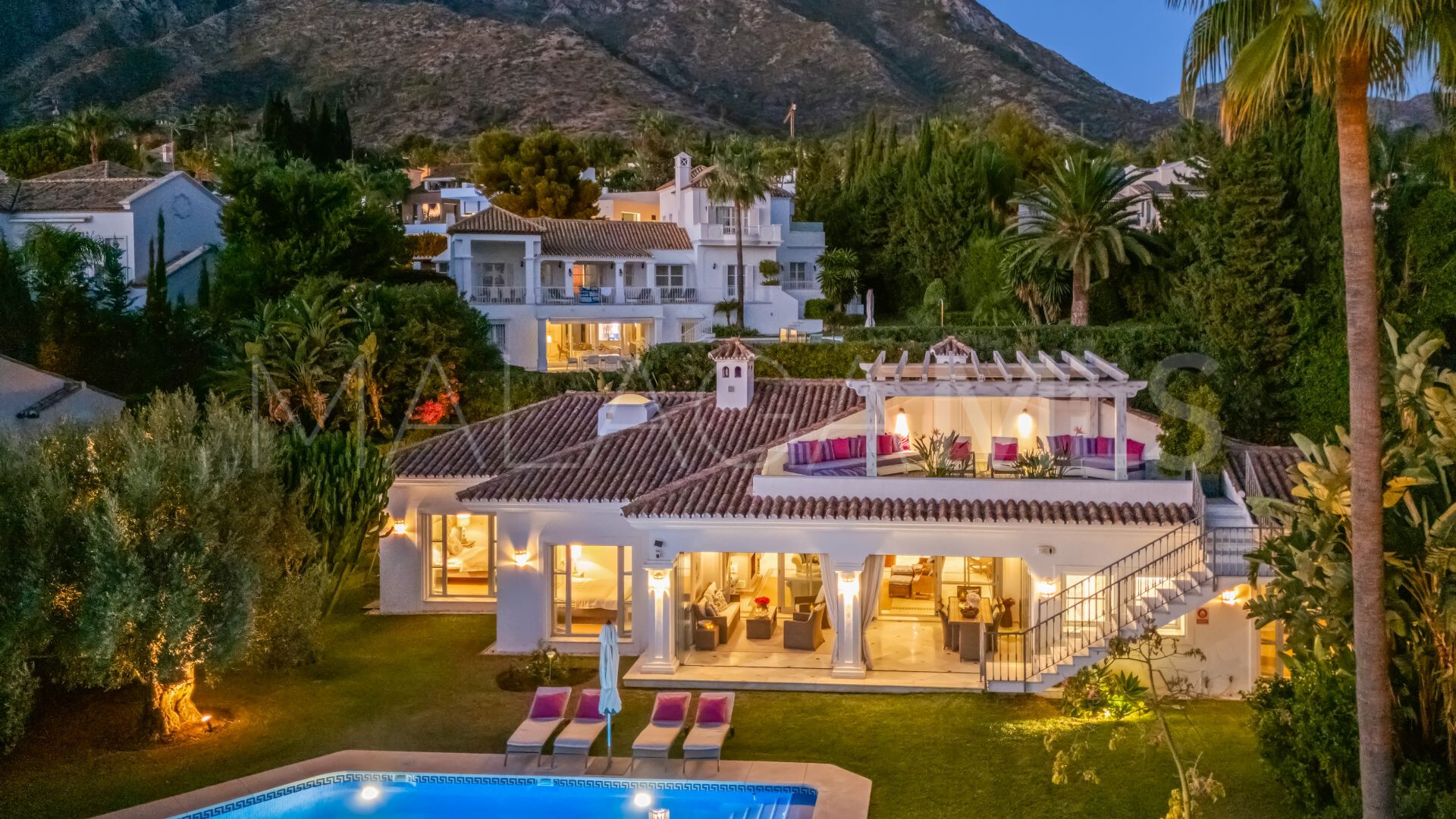 Villa for sale in Sierra Blanca