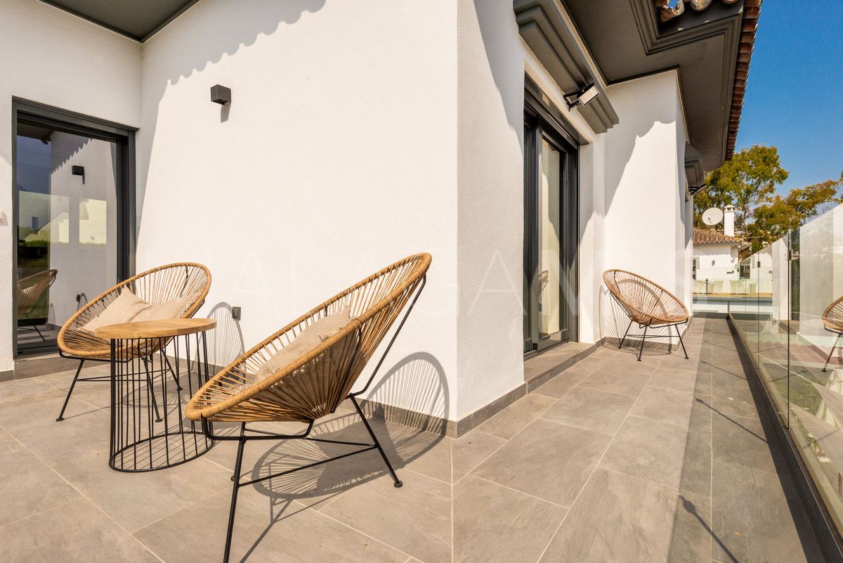 Villa for sale in Marbella - Puerto Banus