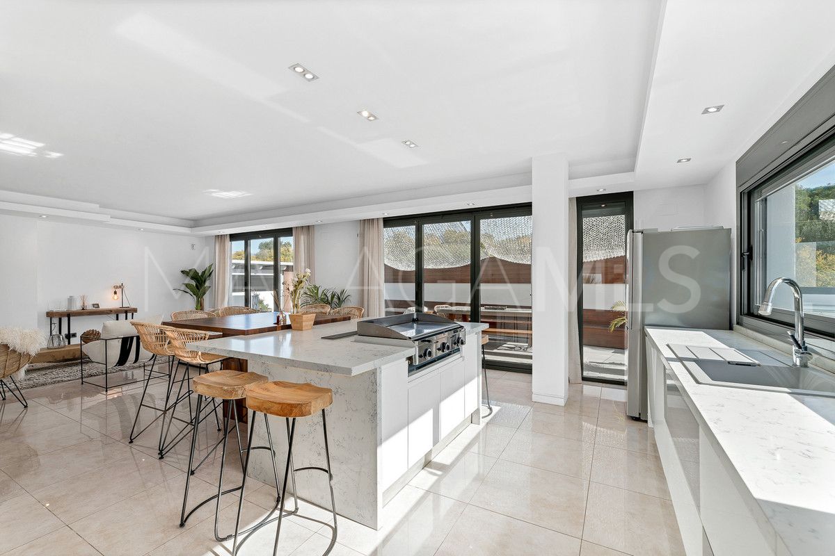 Villa for sale in Marbella - Puerto Banus
