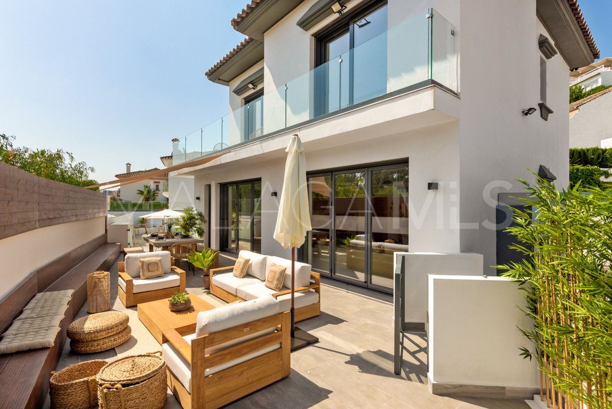 Villa for sale in Marbella - Puerto Banus