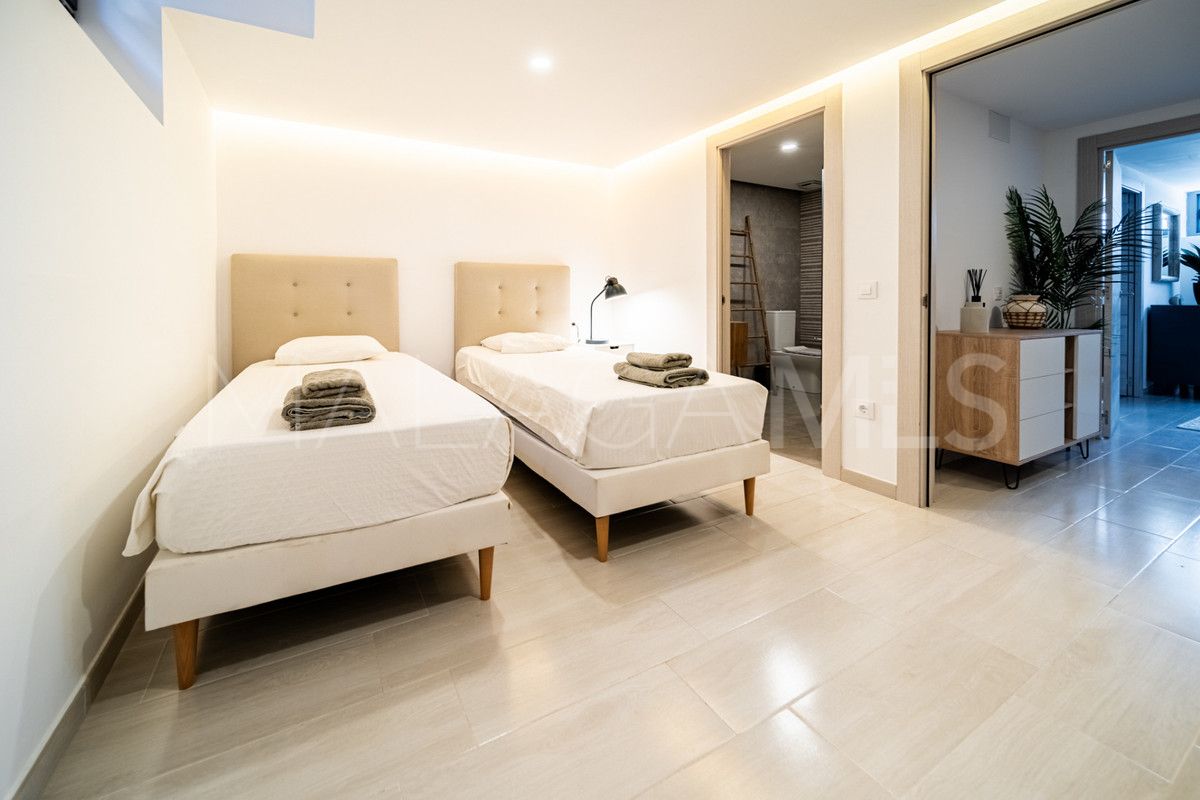 Villa for sale in Marbella - Puerto Banus