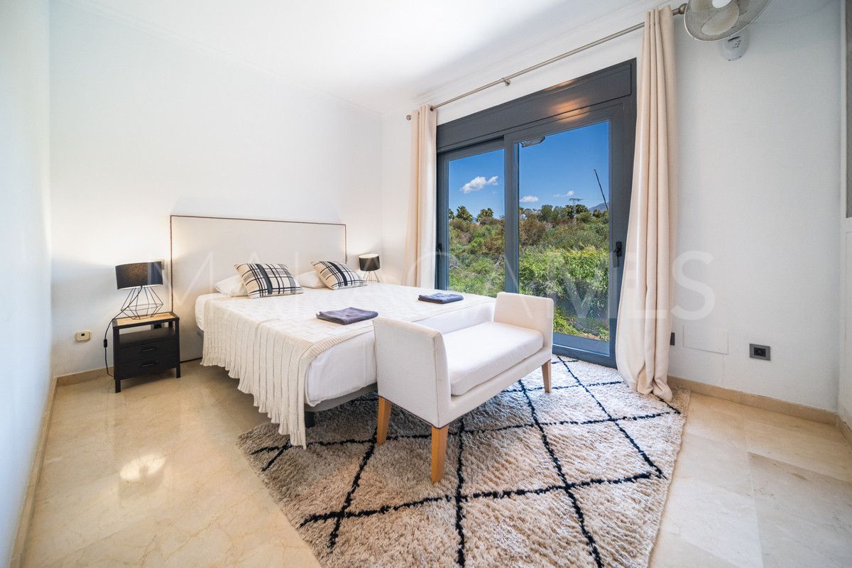 Villa for sale in Marbella - Puerto Banus