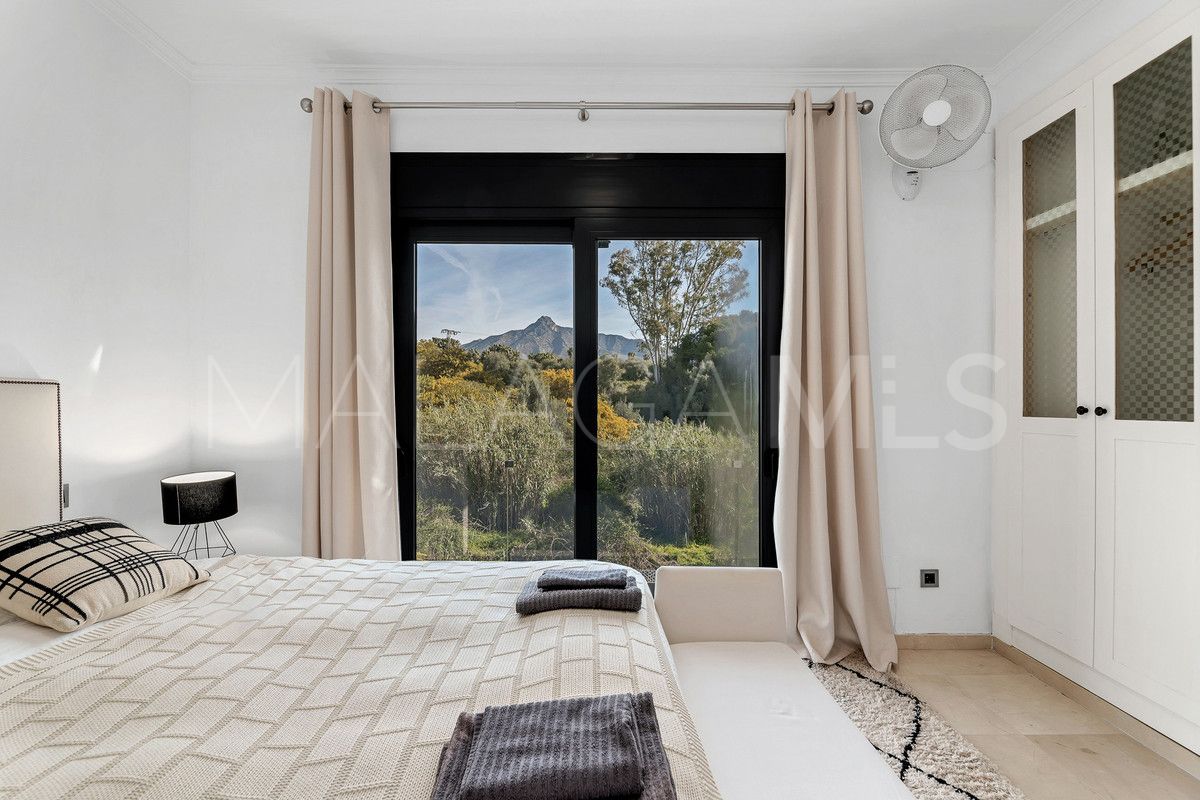 Villa for sale in Marbella - Puerto Banus