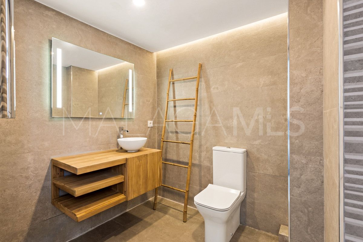 Villa for sale in Marbella - Puerto Banus