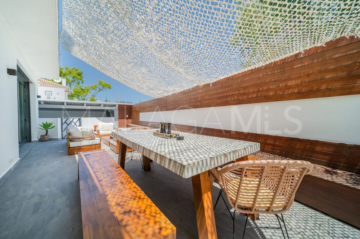 Villa for sale in Marbella - Puerto Banus