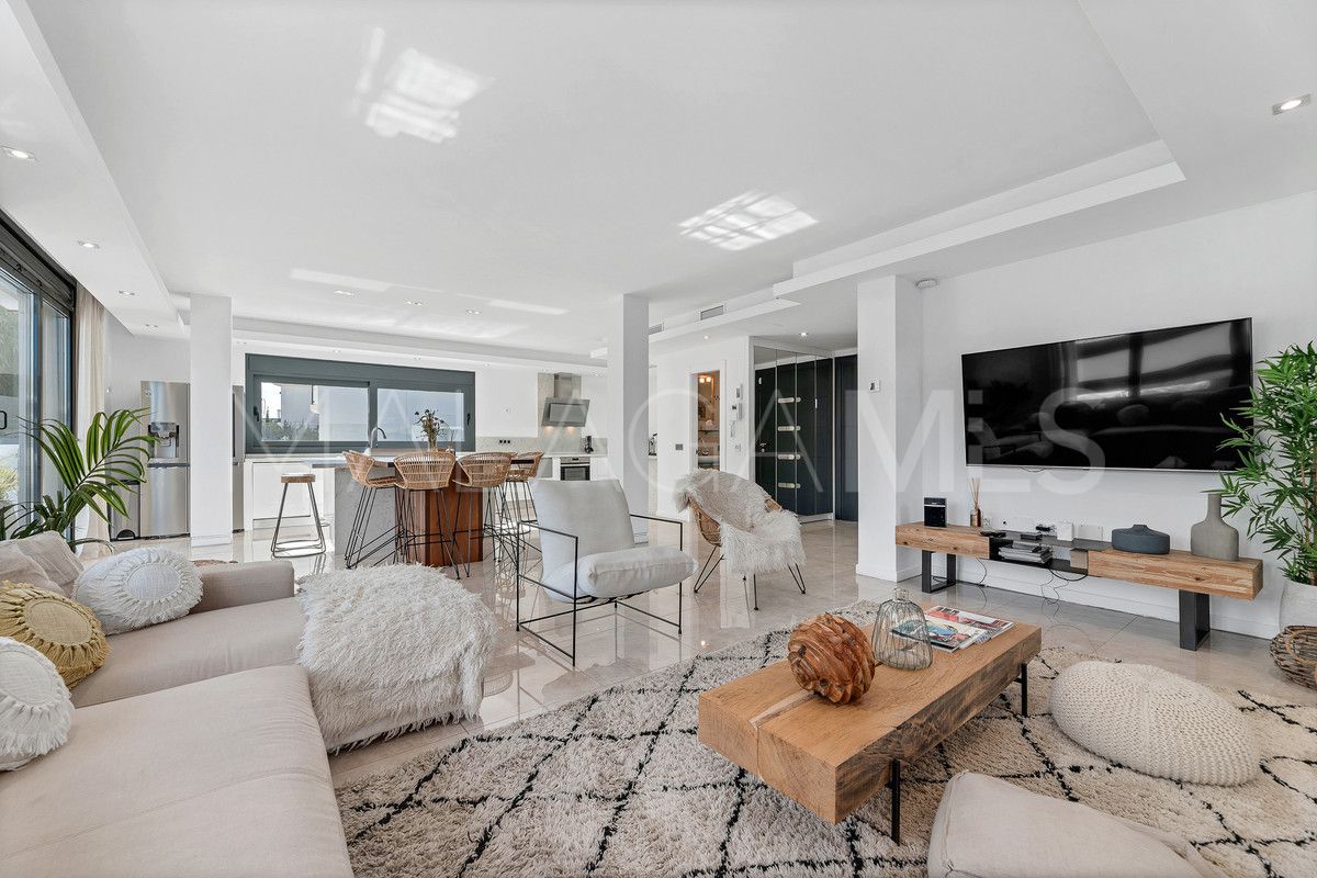 Villa for sale in Marbella - Puerto Banus
