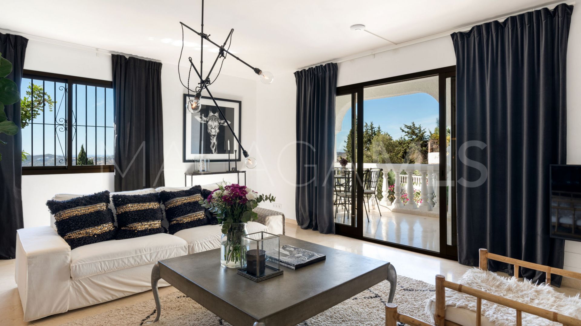 Villa for sale in Sierrezuela