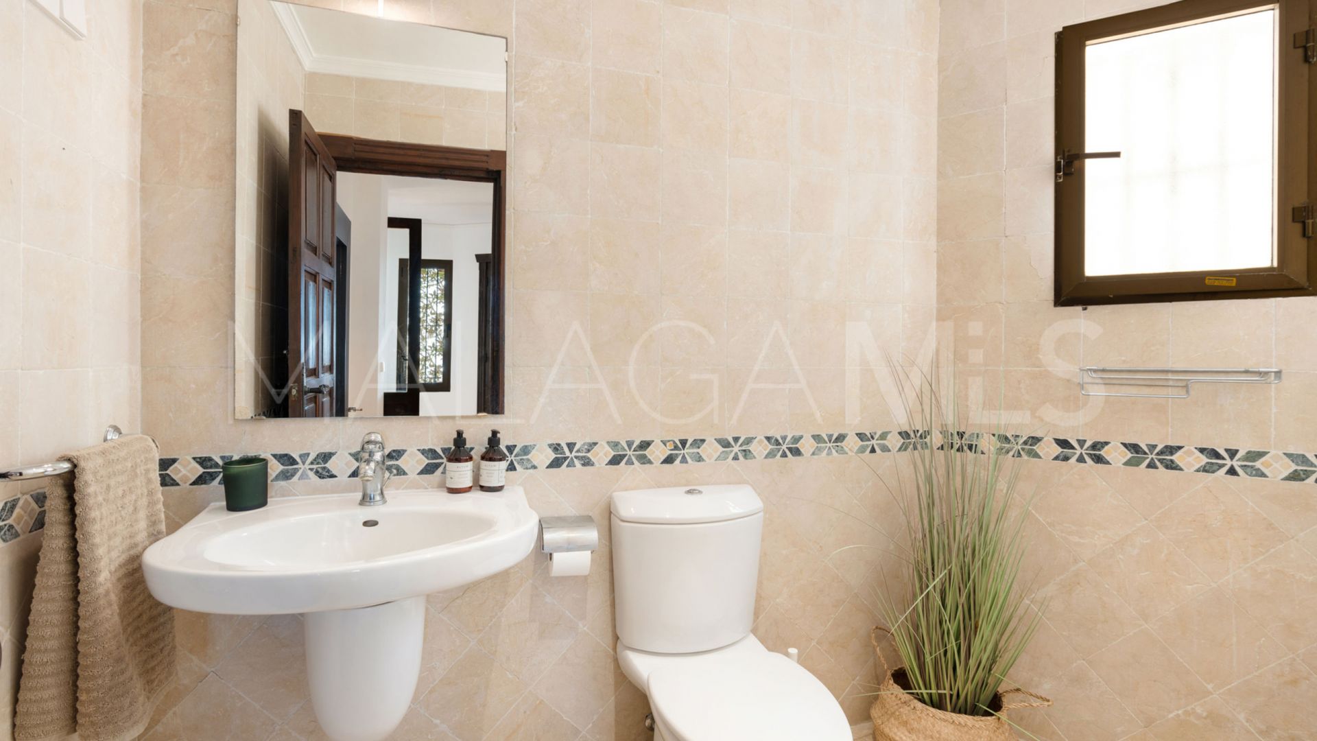 Villa for sale in Sierrezuela