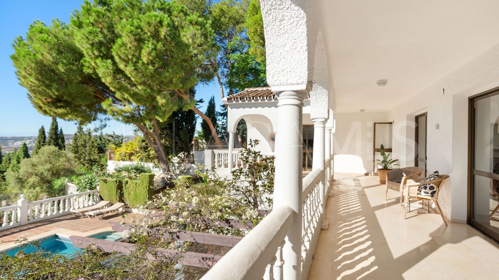 Villa for sale in Sierrezuela