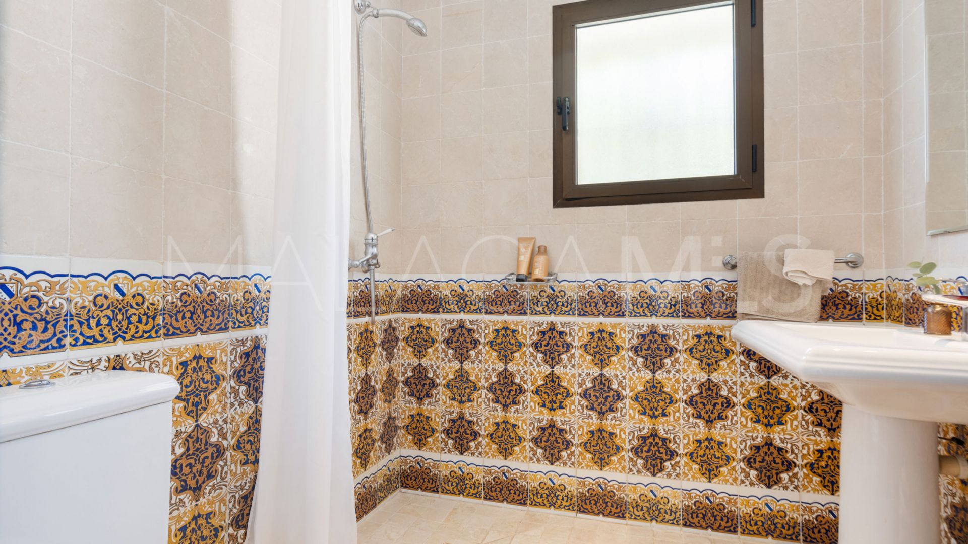 Villa for sale in Sierrezuela