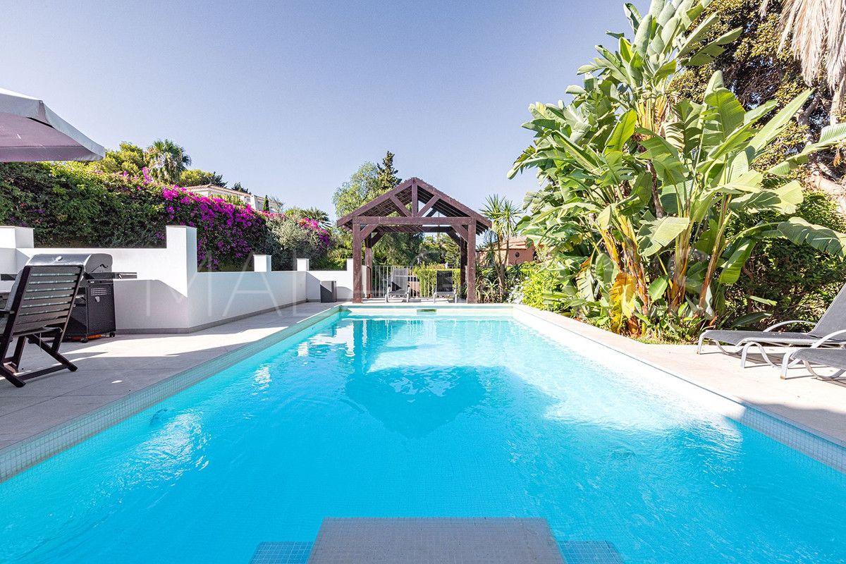 Villa for sale in El Rosario