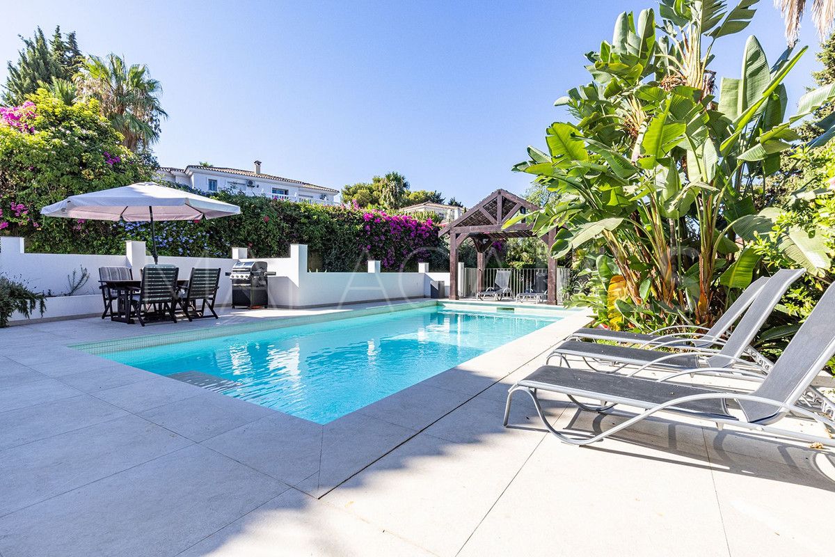 Villa for sale in El Rosario