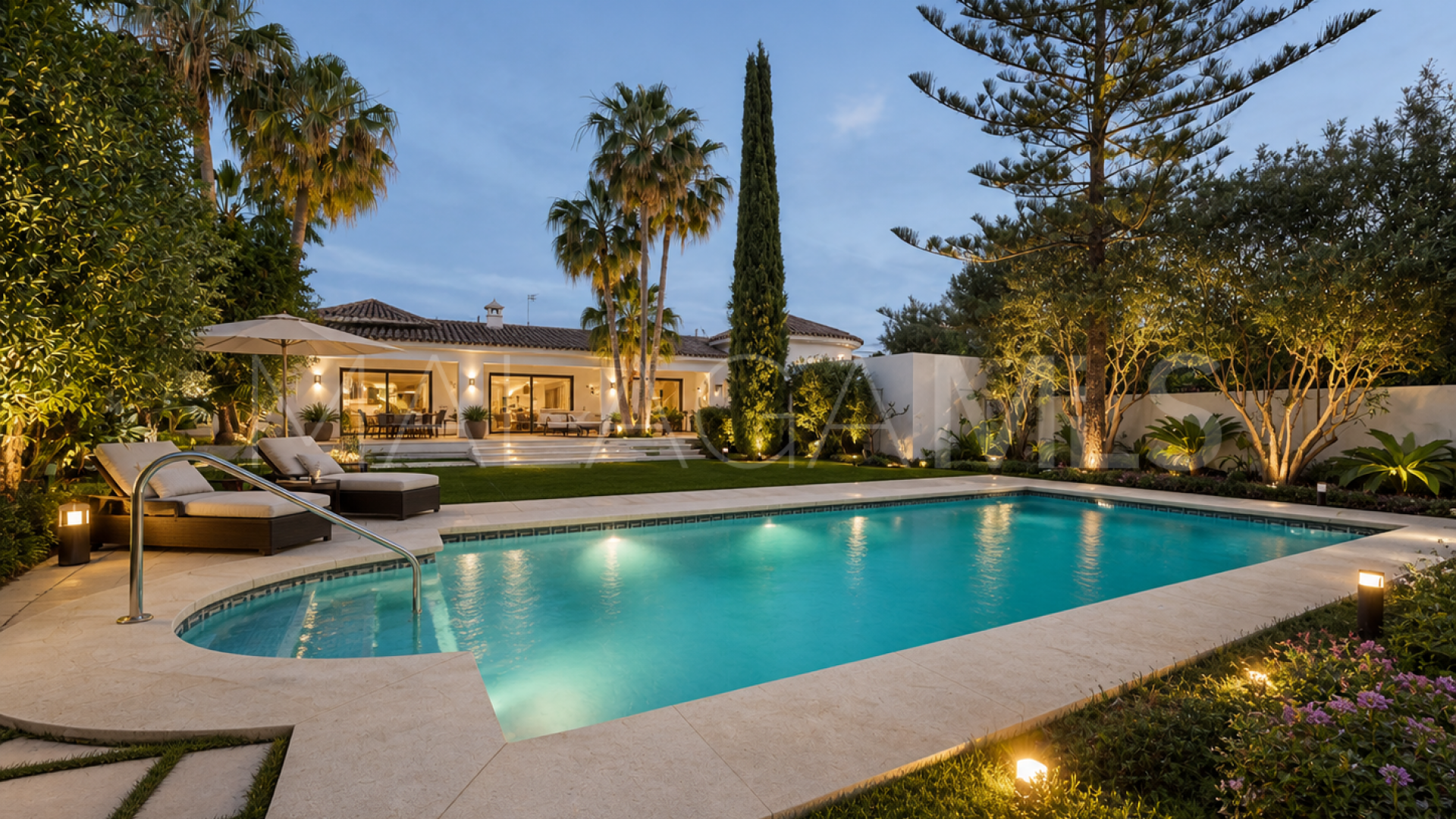 5 bedrooms Linda Vista Baja villa for sale