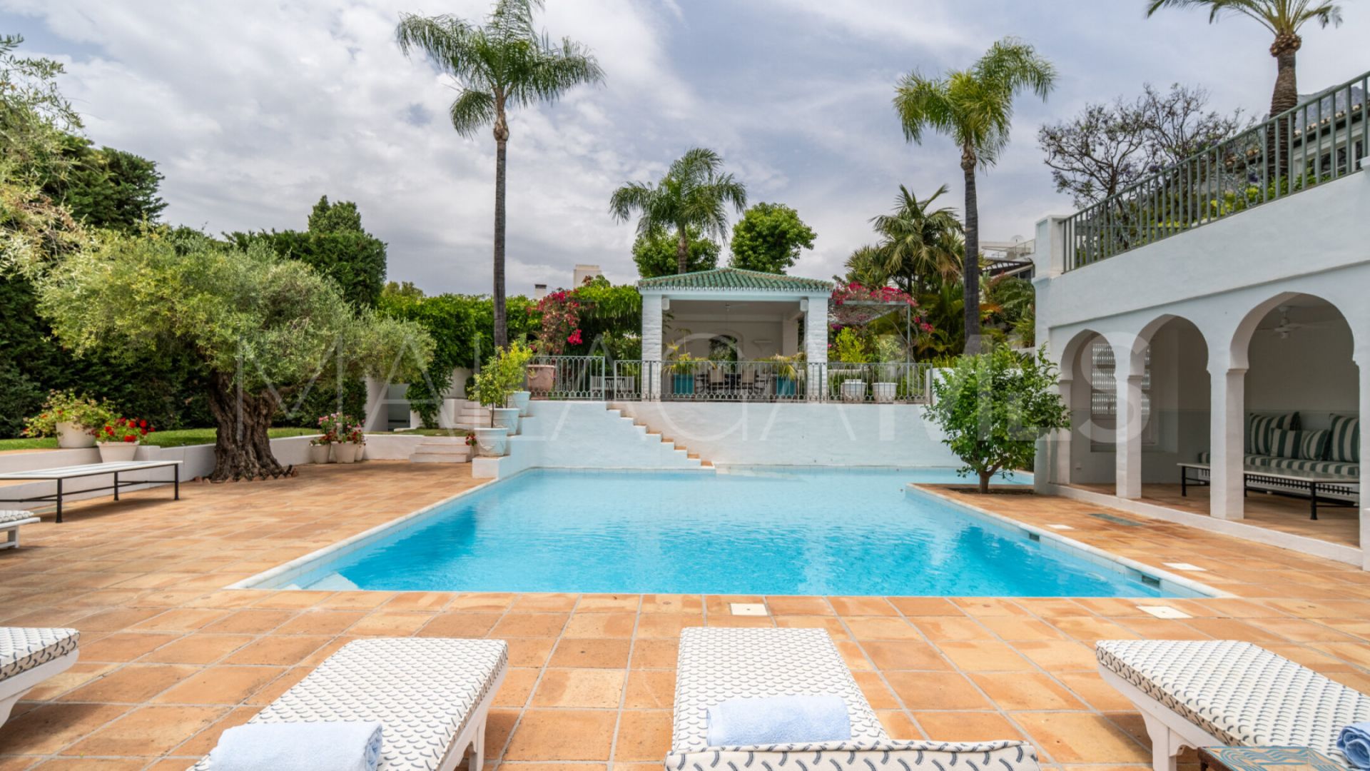 Villa for sale in Sierra Blanca