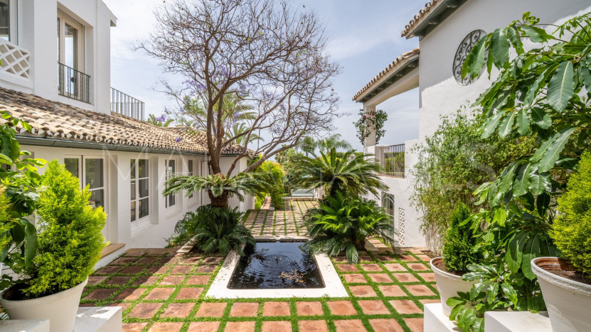 Villa for sale in Sierra Blanca