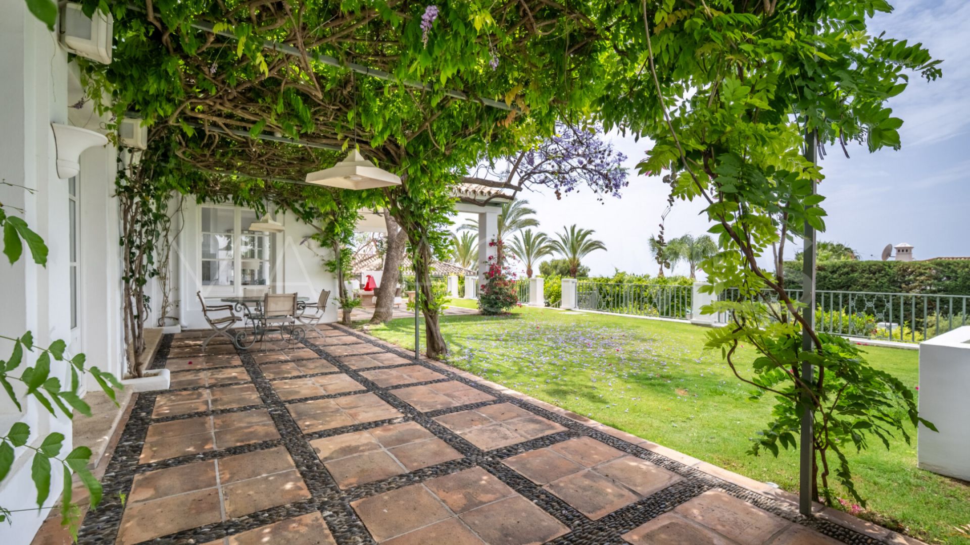 Villa for sale in Sierra Blanca