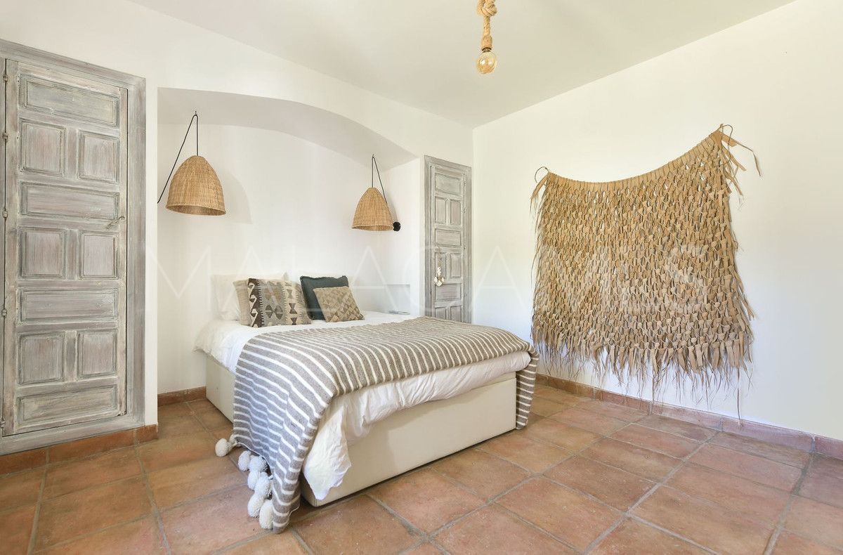 For sale Hacienda las Chapas 5 bedrooms villa