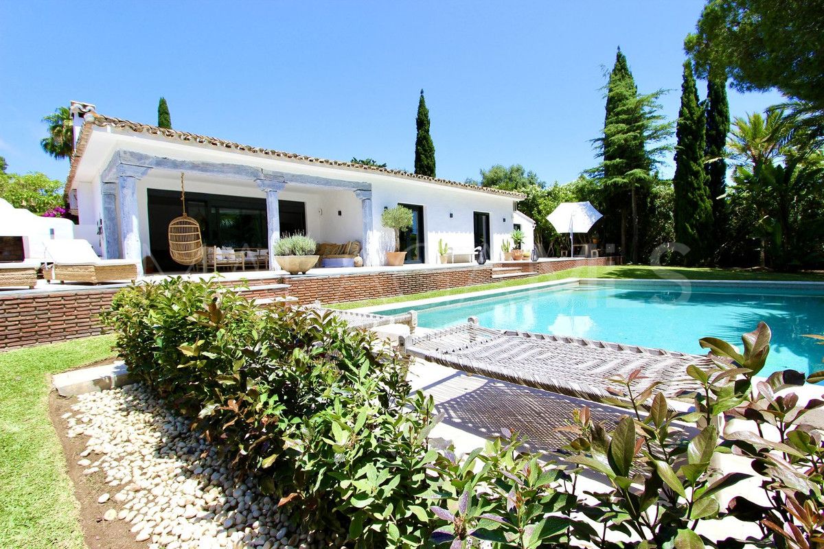 For sale Hacienda las Chapas 5 bedrooms villa