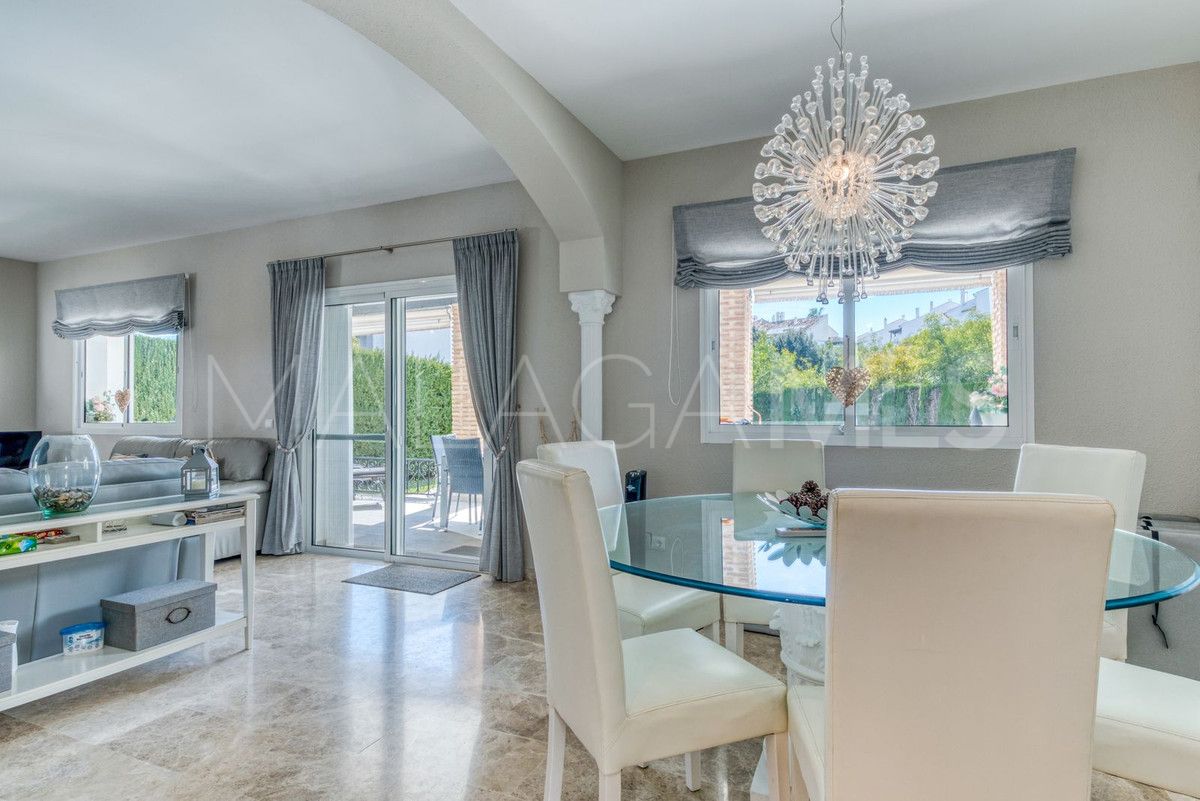 Calahonda villa for sale