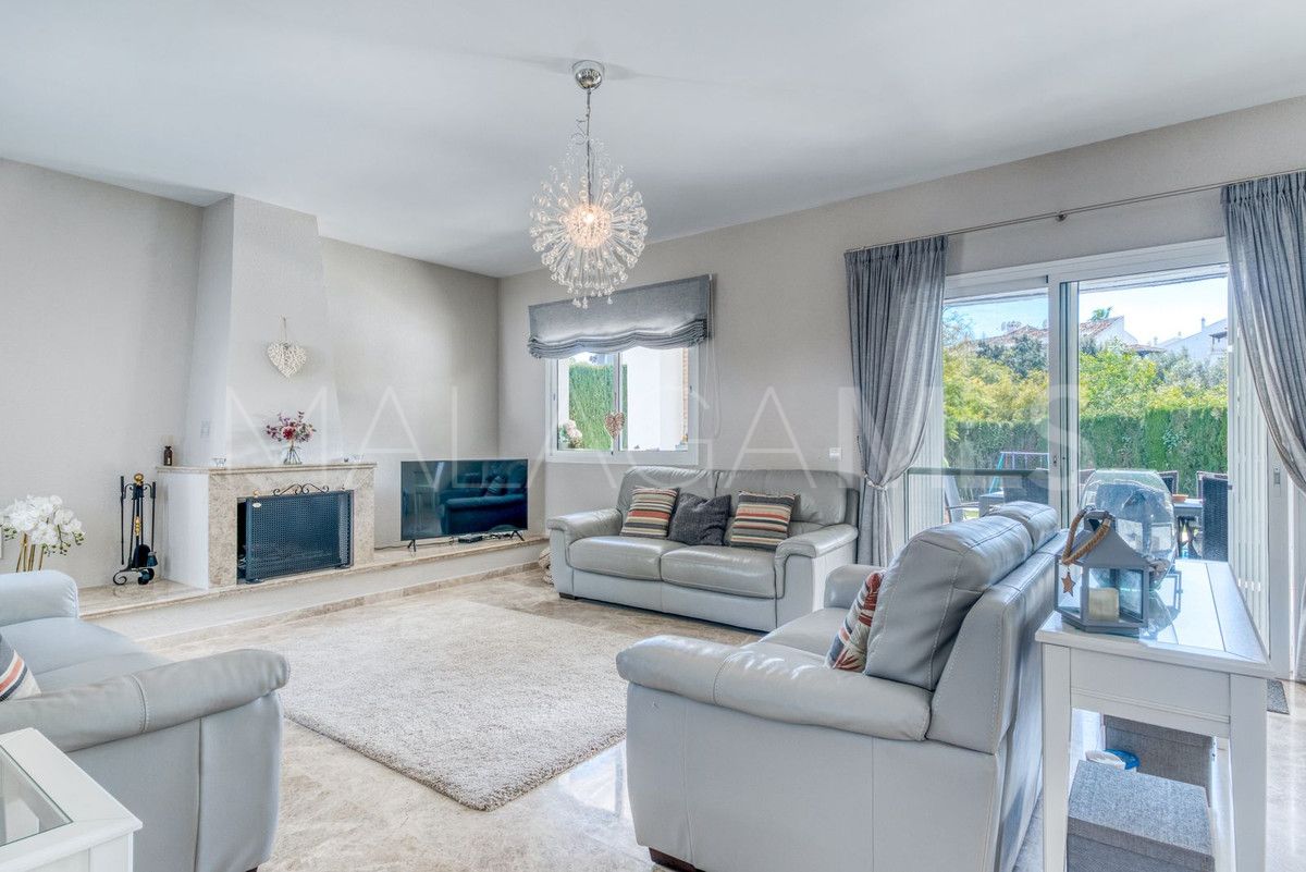 Calahonda villa for sale