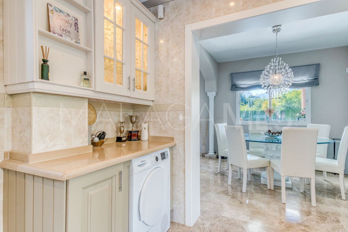 Calahonda villa for sale
