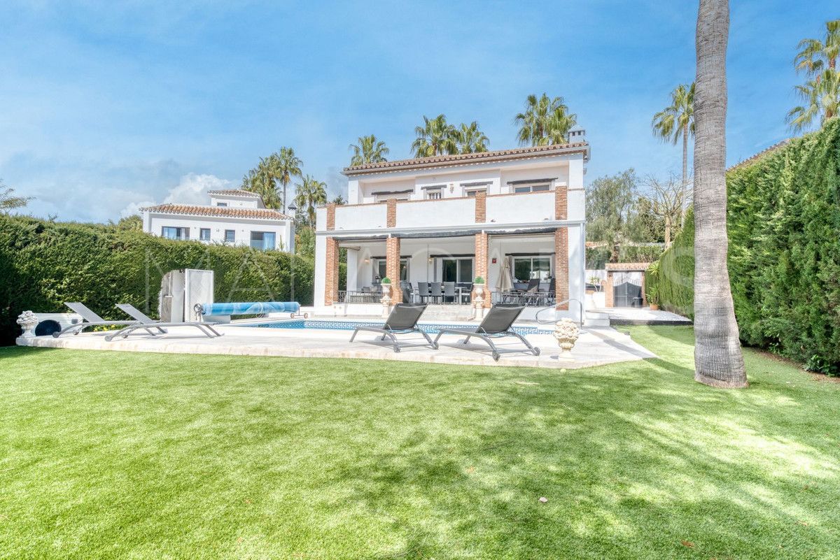 Calahonda villa for sale