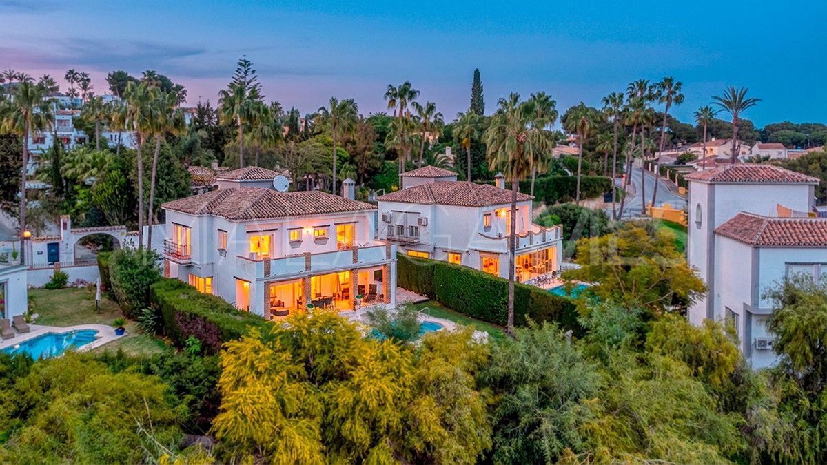 Calahonda villa for sale