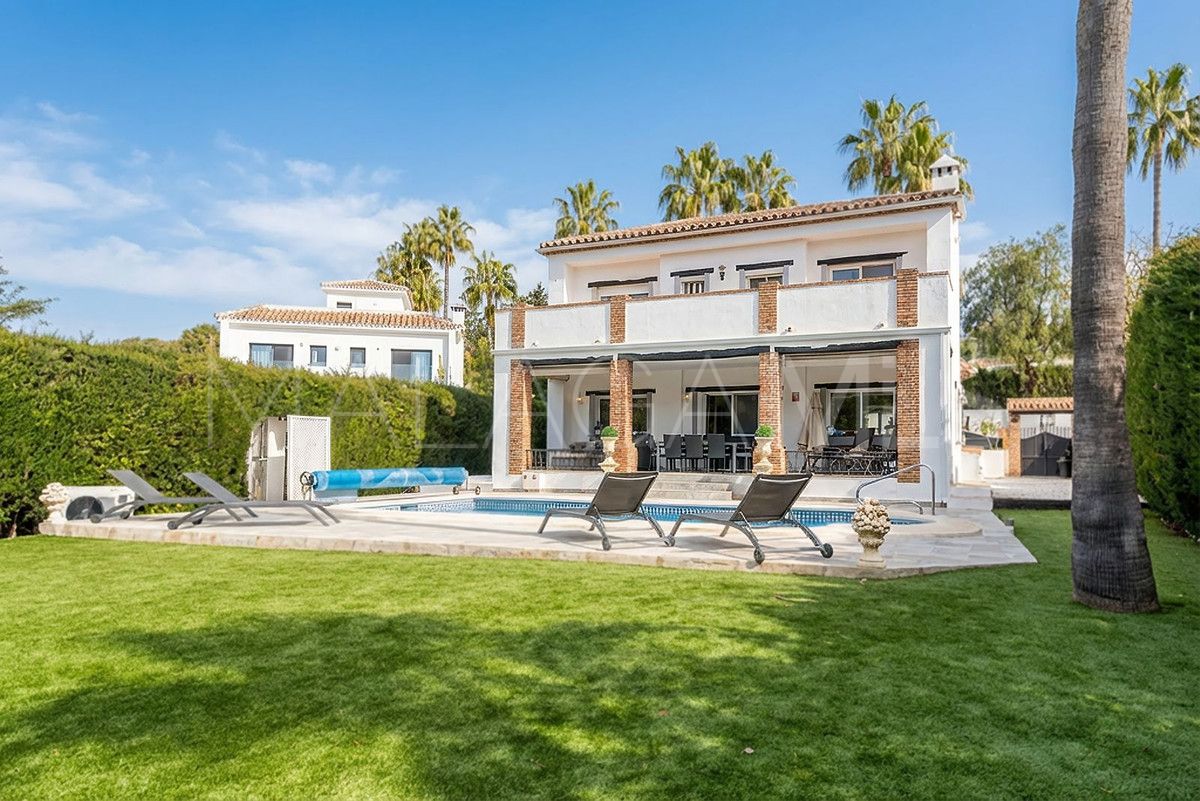 Calahonda villa for sale